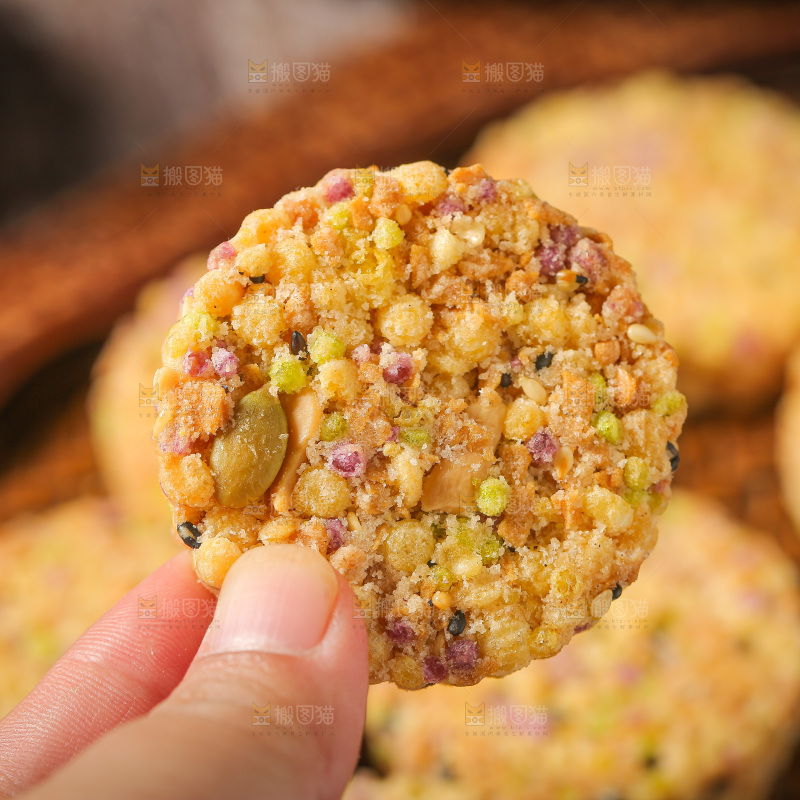 深底上的杂粮饼