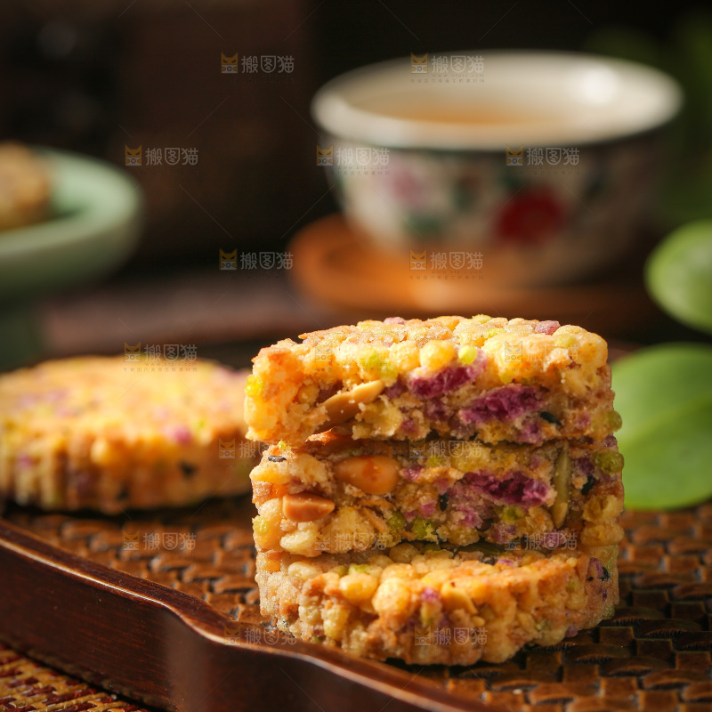 深底上的杂粮饼