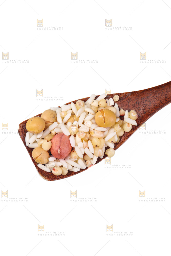 白底上的花生五谷豆浆