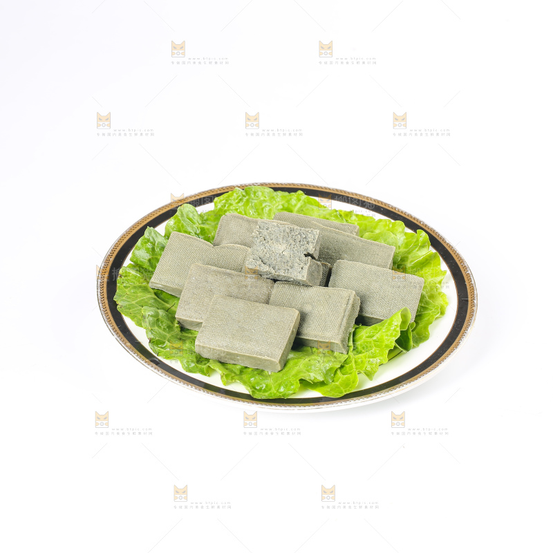 白底上的黑包浆豆腐