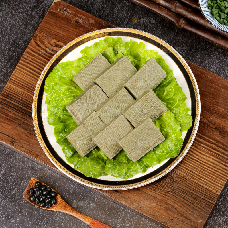 深底上的黑包浆豆腐
