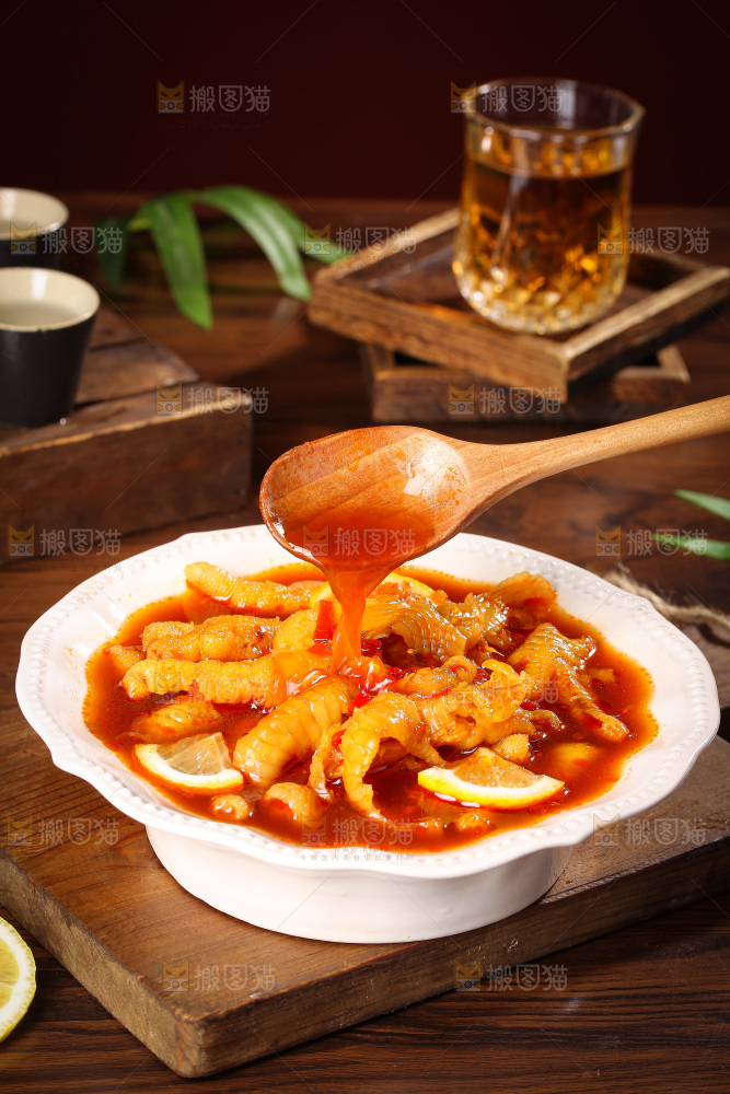 深底上的无骨鸡爪