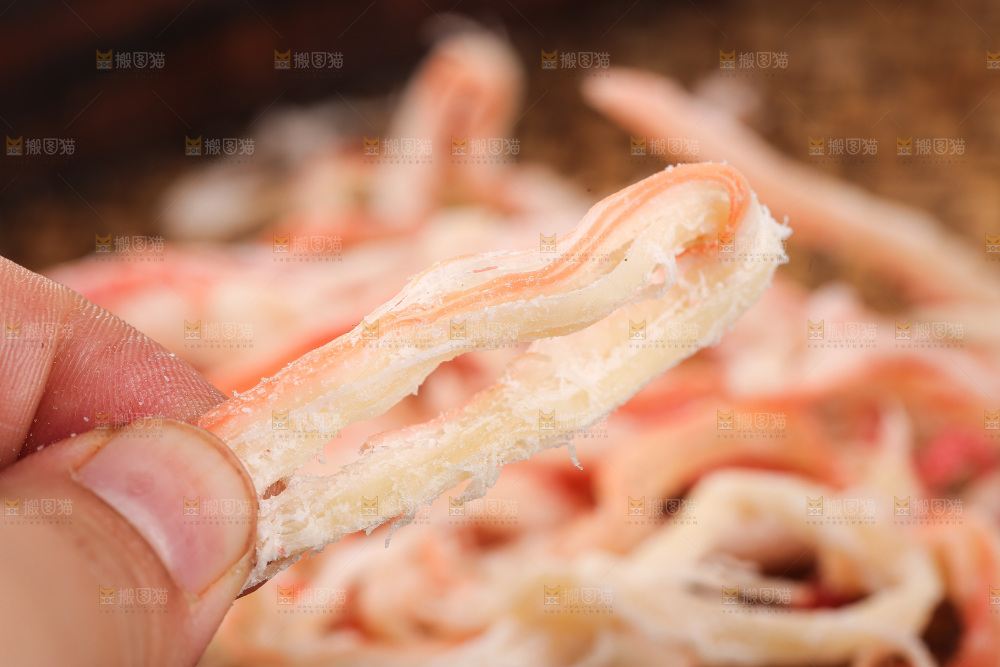 深底上的鱿鱼丝