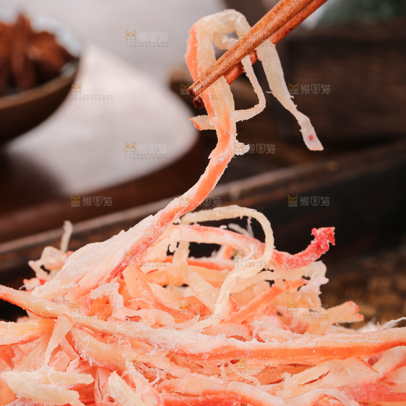 深底上的鱿鱼丝
