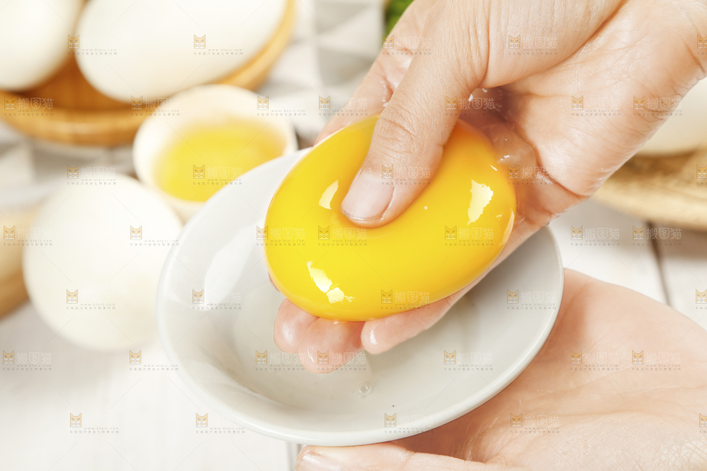 浅底上的鹅蛋