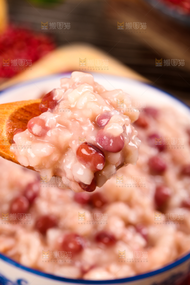 木底上的红豆粥