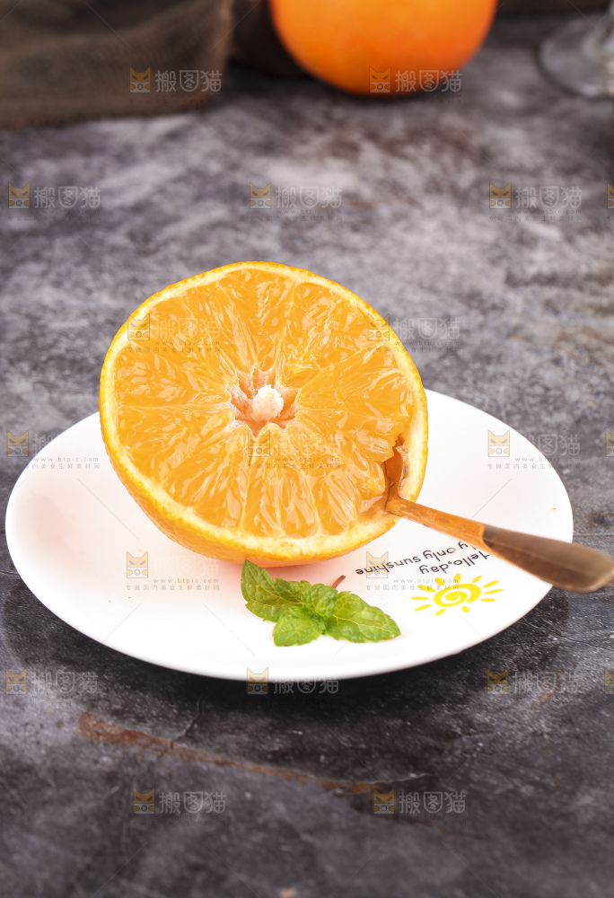 深底上的爱媛果冻橙