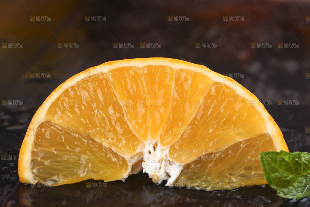 深底上的爱媛果冻橙