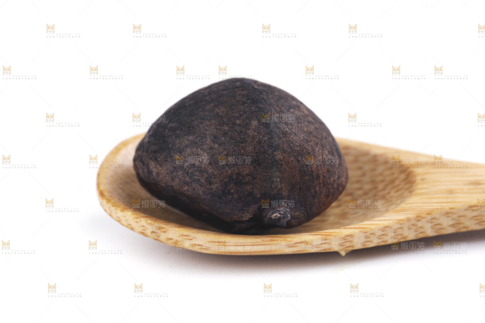 白底上的茶籽