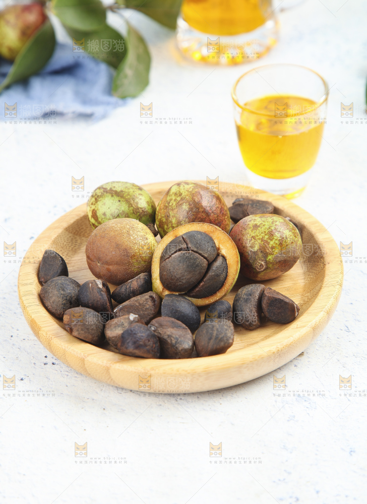 浅底上的茶籽
