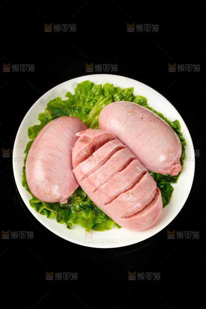 黑底上的猪腰
