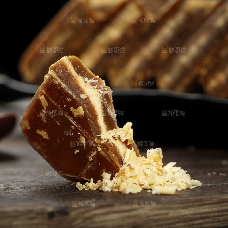 深底上的大块红糖