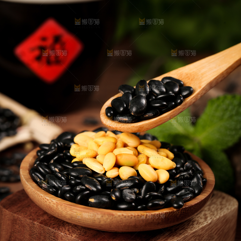 深底上的黄心黑豆