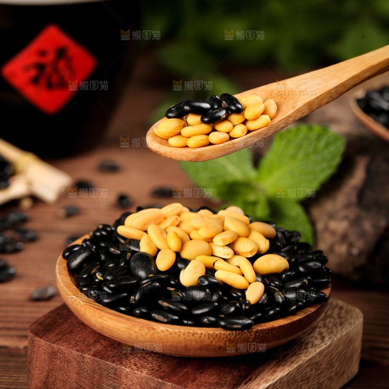 深底上的黄心黑豆