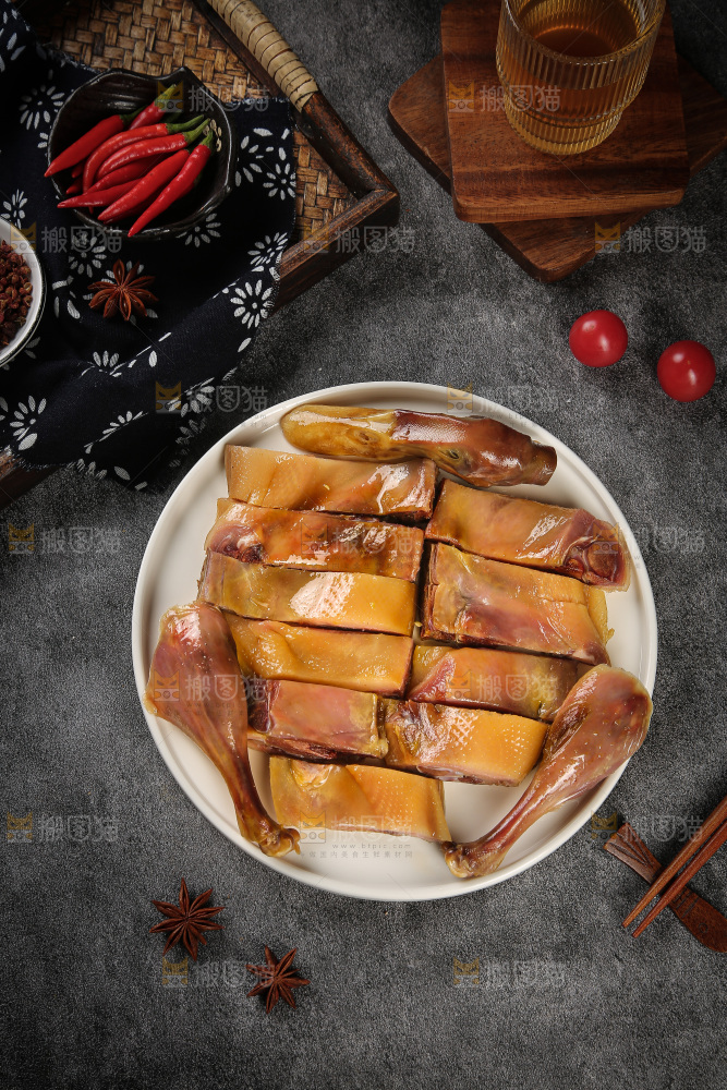 深底上的风干鸭