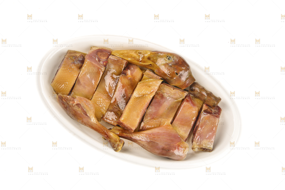 白底上的风干鸭