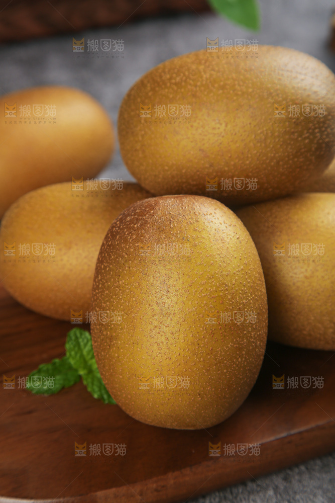 深底上的佳沛奇异果