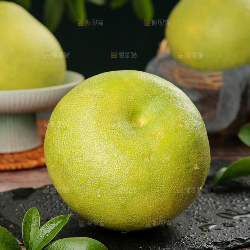 深底上的文旦柚