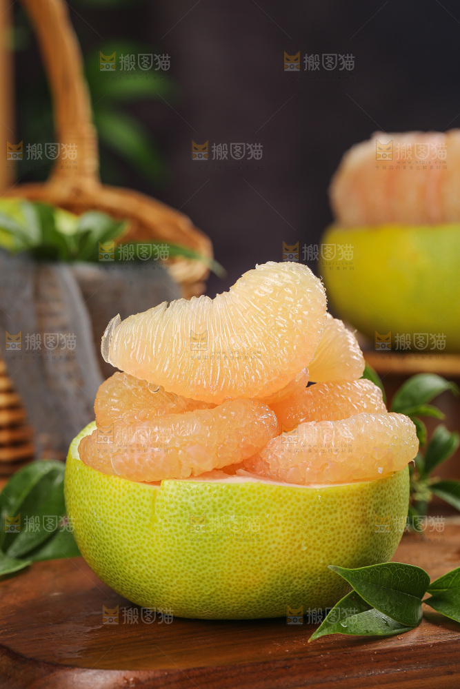 深底上的文旦柚