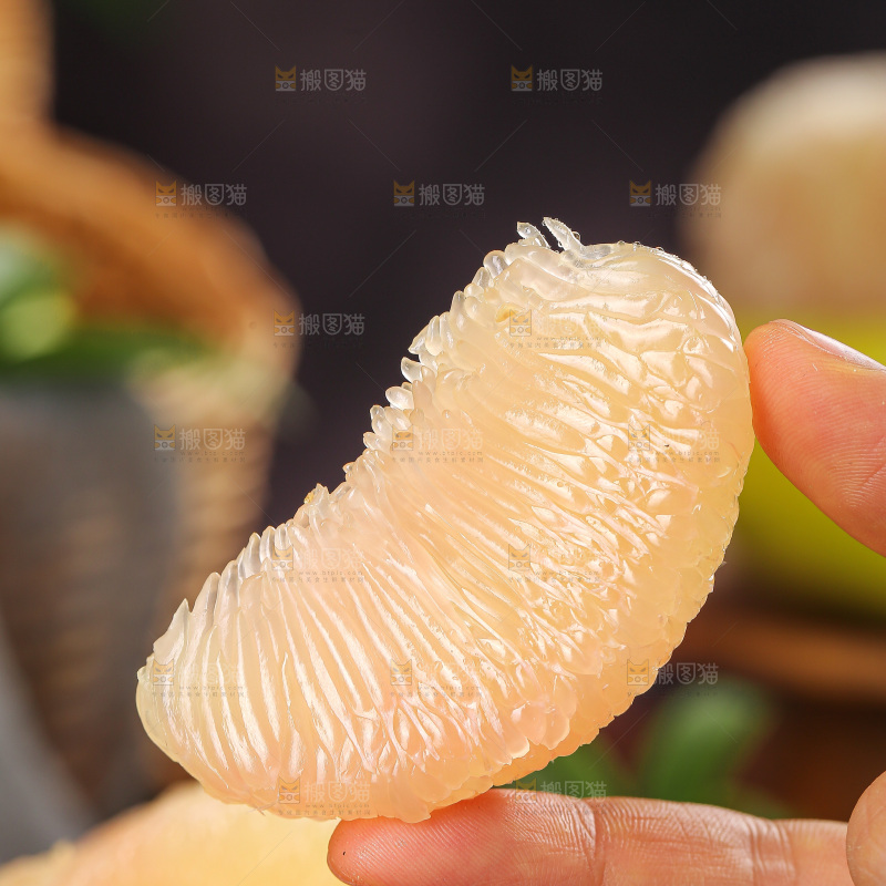 深底上的文旦柚