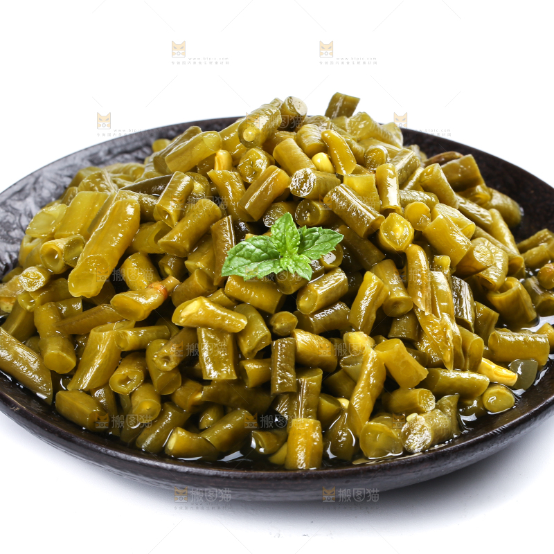 白底上的酸豆角