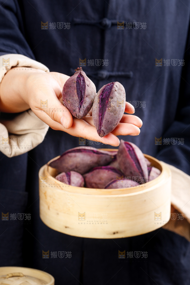 深底上的小紫薯