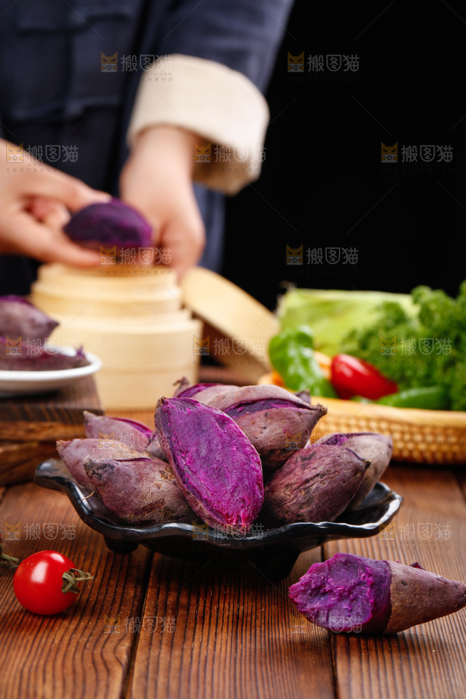 深底上的小紫薯