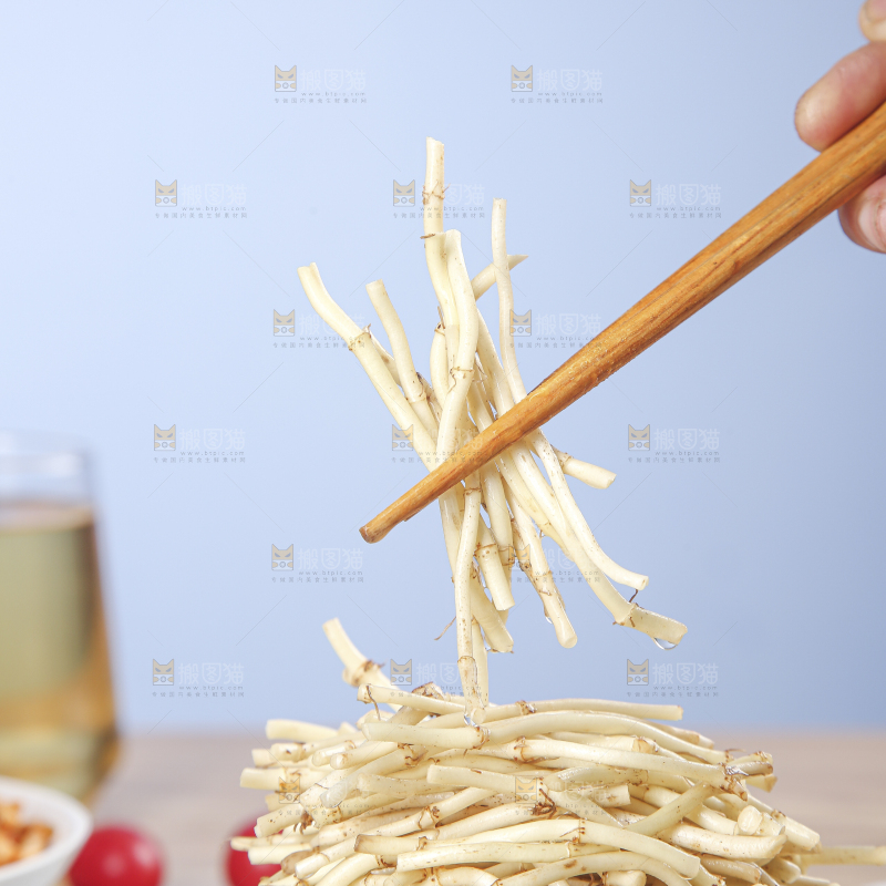 木底上的折耳根