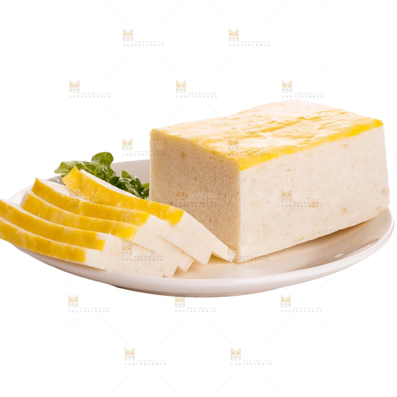白底上的鱼糕