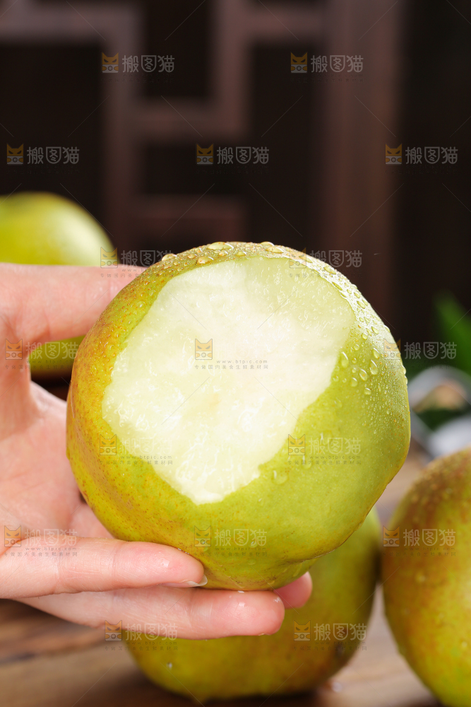 深底上的玉露香梨