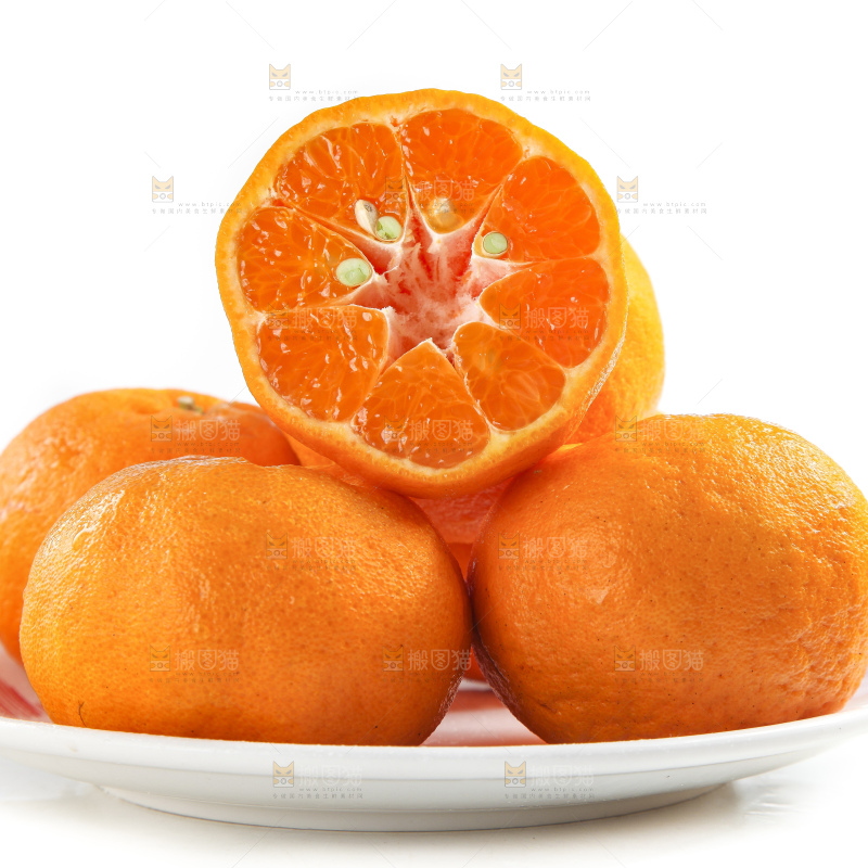 白底上的蜜桔