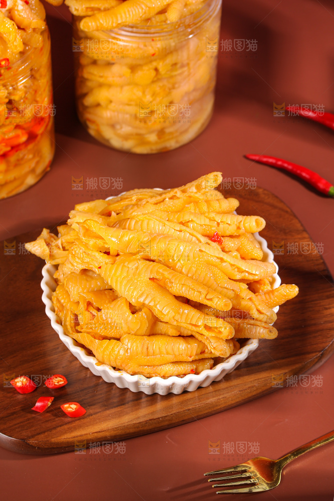 深底上的无骨鸡爪