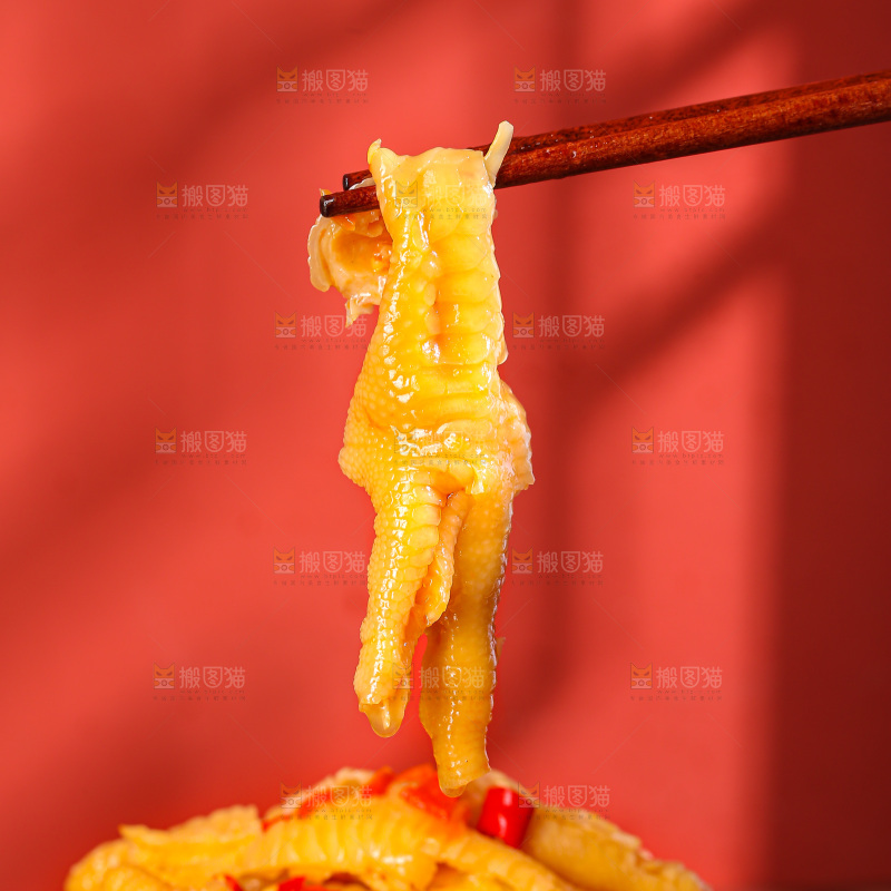 深底上的无骨鸡爪