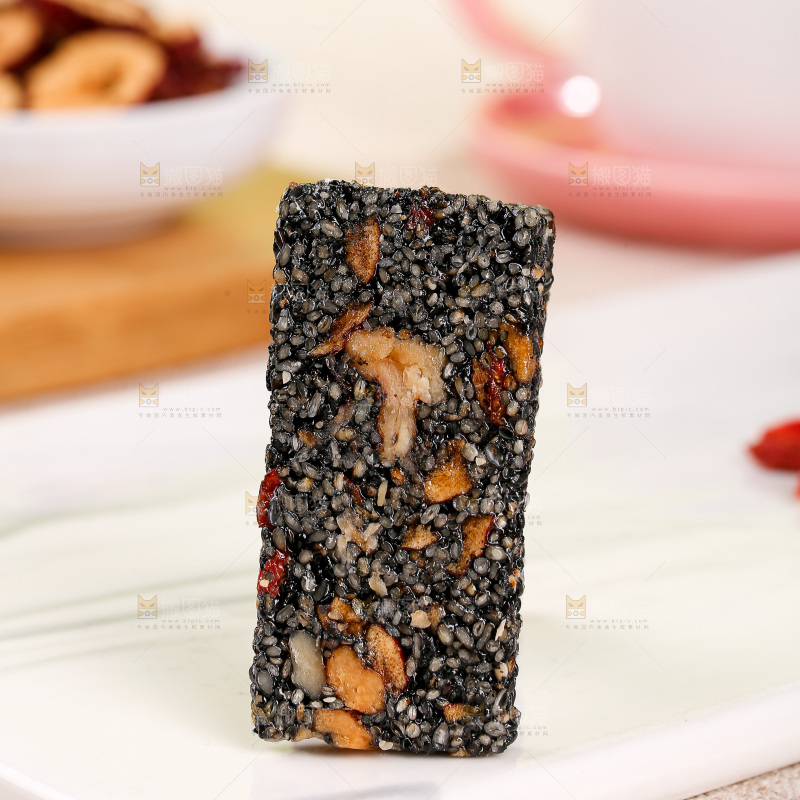 浅底上的芝麻糖