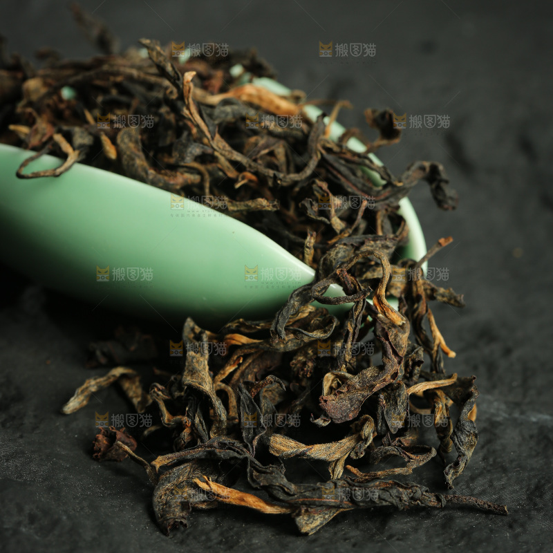 深底上的有机红茶