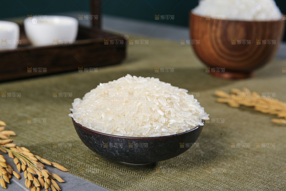 深底上的大米