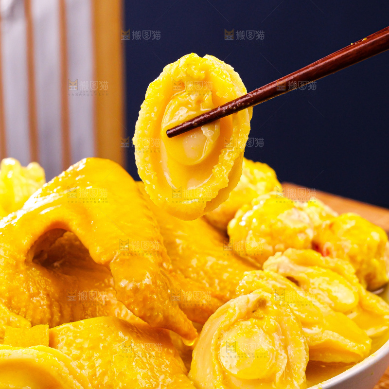 盘子里装的花胶对鸡