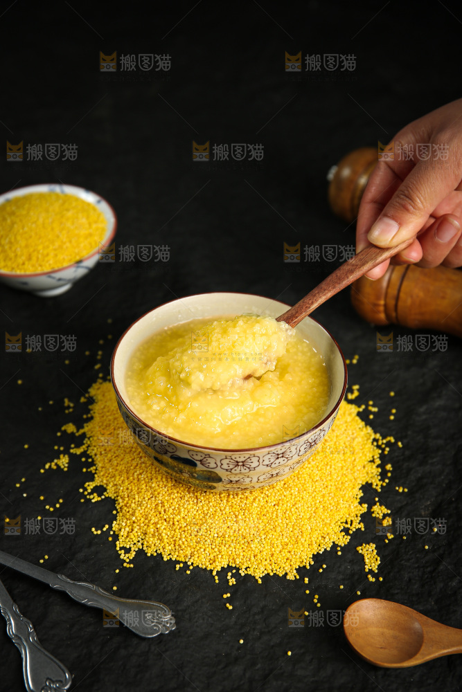 深底上的黄小米