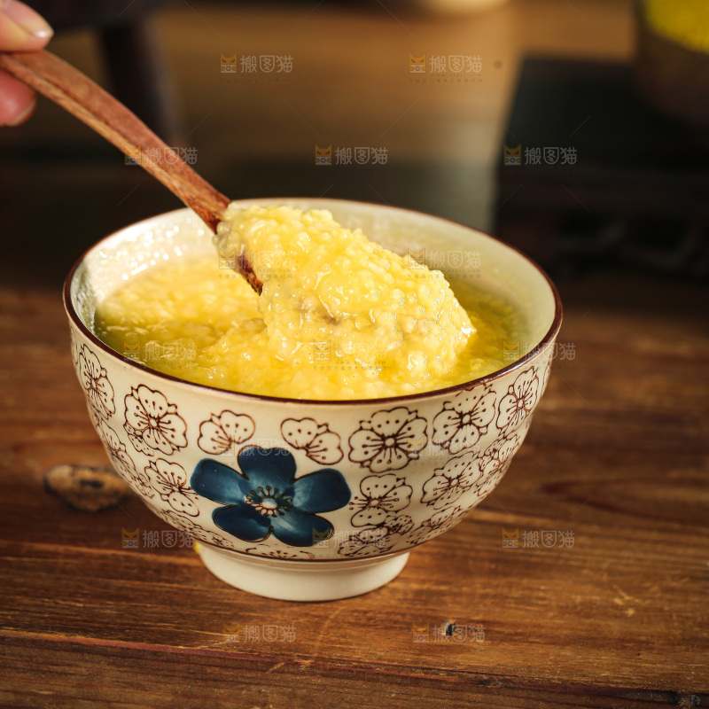 深底上的黄小米