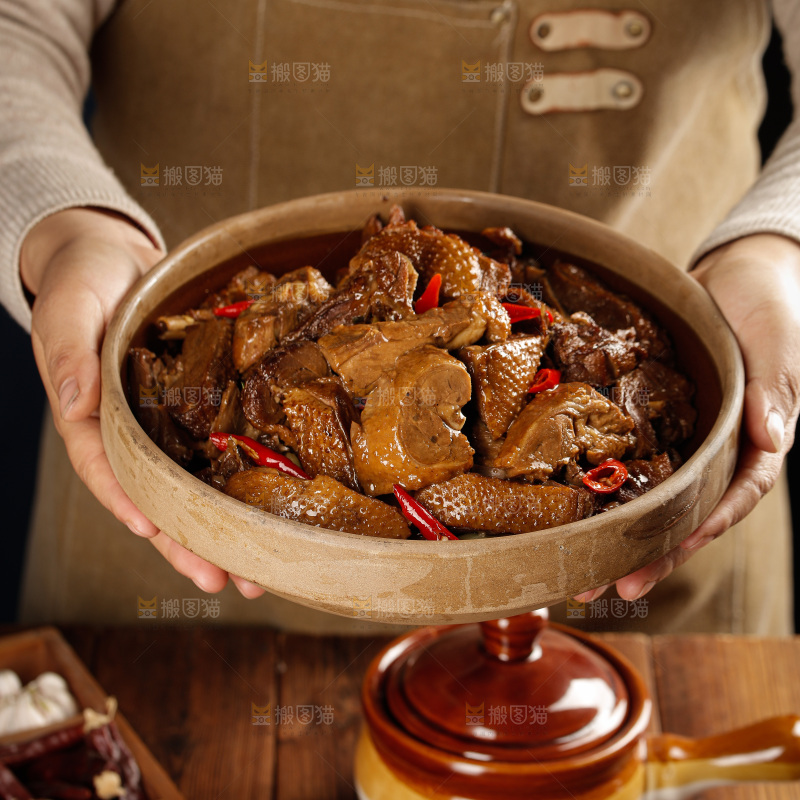 深底上卤鹅