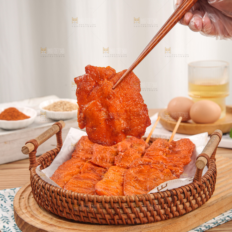 浅底上的里脊肉