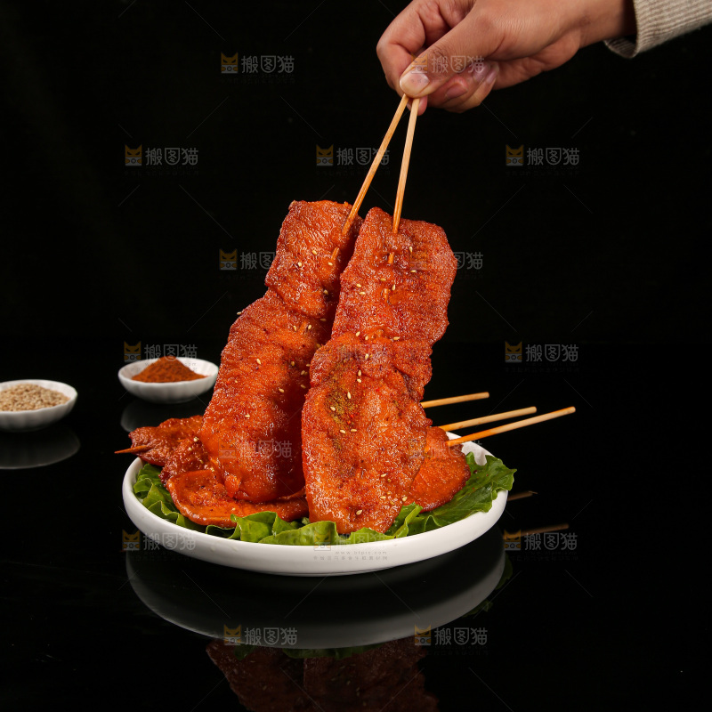 深底上的里脊肉