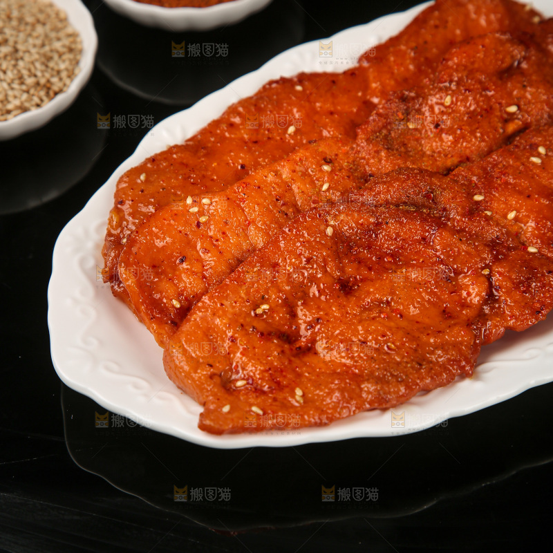 深底上的里脊肉