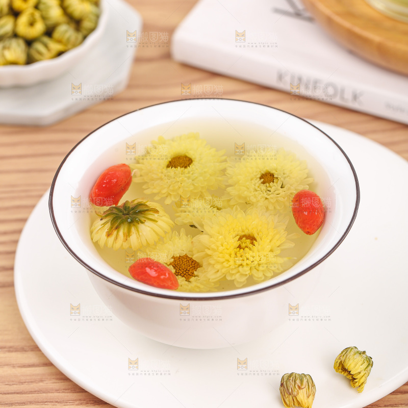 浅底上的胎菊