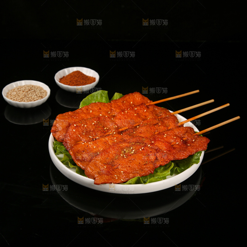 深底上的里脊肉