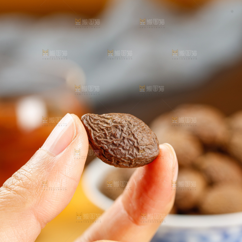 深底上的胖大海