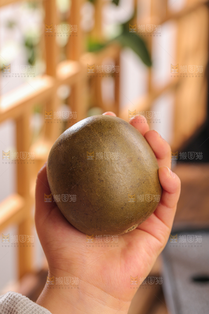 深底上的罗汉果