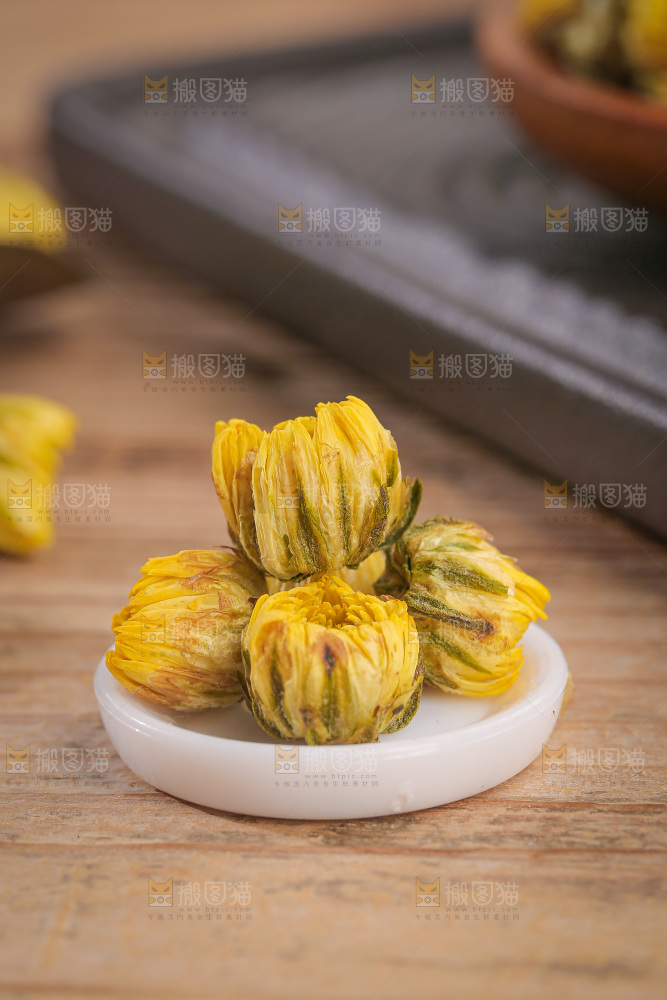 深底上的胎菊