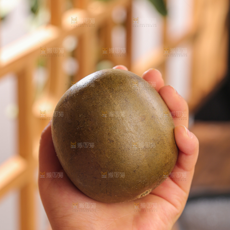 深底上的罗汉果