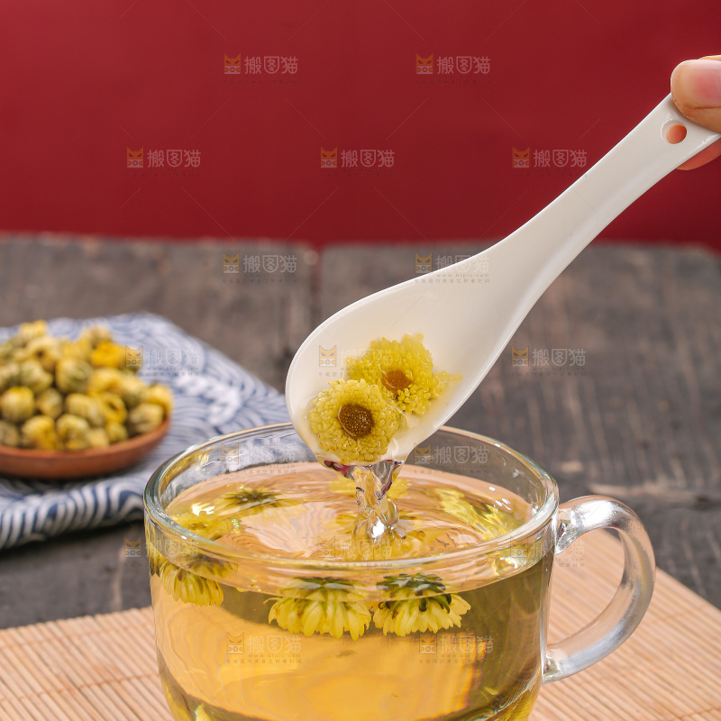 深底上的胎菊